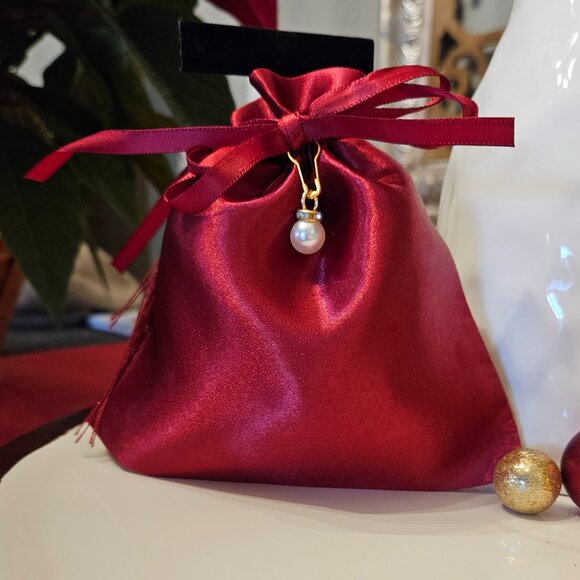 SALE!! Smooth Red Teardrop Crystal Necklace with 14K Gold-Filled link Chain - Picture 5 of 5